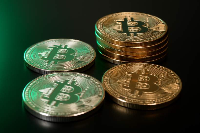 ARK Invest’s Cathie Wood Lowers Her Bitcoin Price Target – Here’s Why