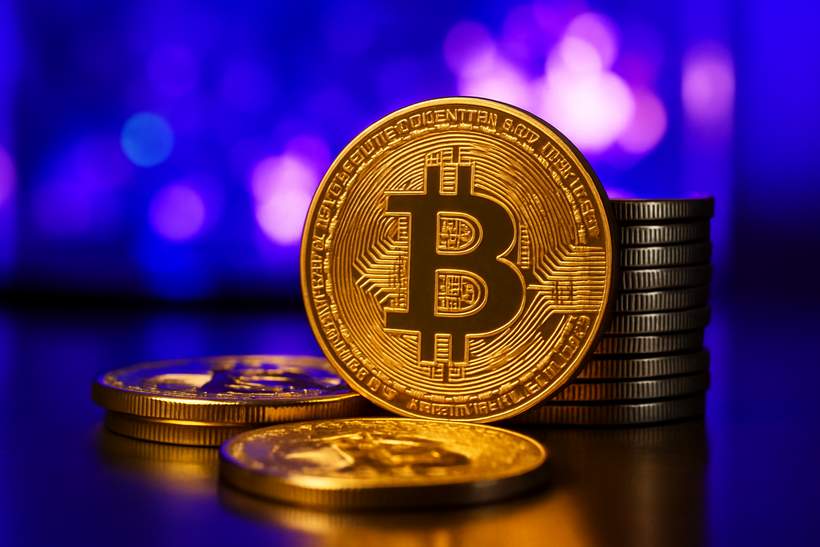 Bitcoin Bull Phase Pattern Shows When BTC Price Will Bottom At $41,400