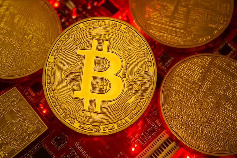 Bitcoin Takes a Nosedive: Down to $63,000!