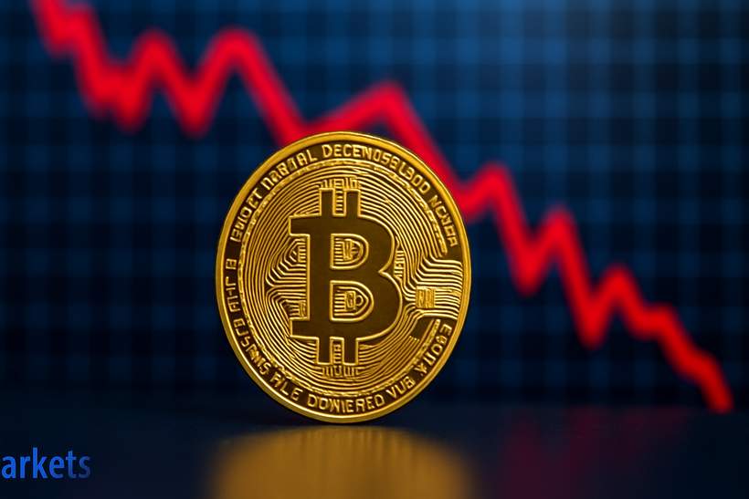 Bitcoin Slips to $112K as the Selling Wave Hits; Altcoins Remain Unfazed