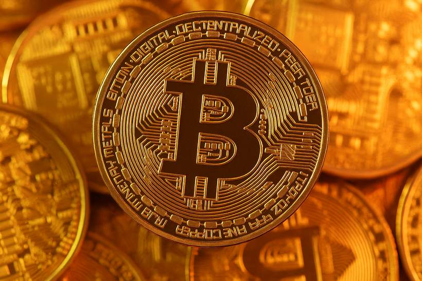 Bitcoin and Ethereum Rollercoaster: What’s Happening in Crypto Land?