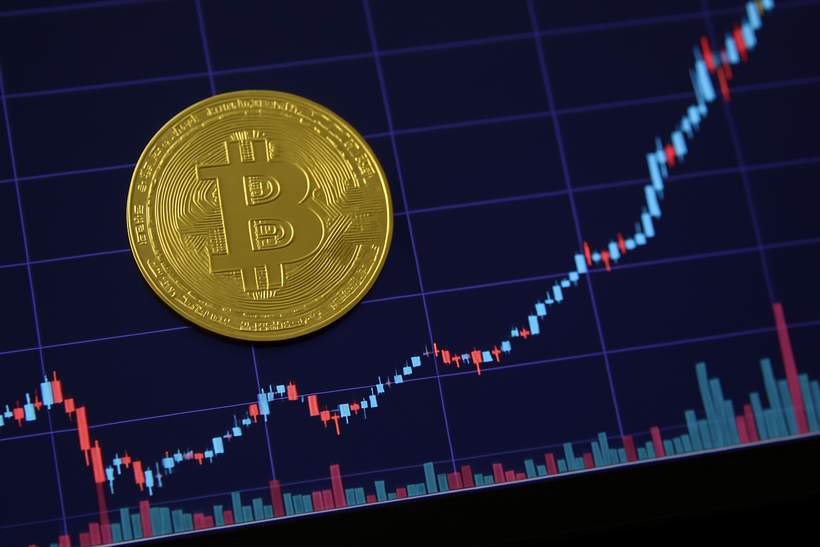 Bitcoin Holders are Emptying Exchanges – Here’s What’s Happening!