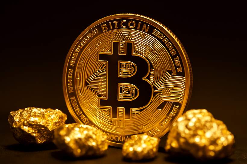 Bitcoin Set For Long Squeeze As Retailers Panic Sell — What To Expect