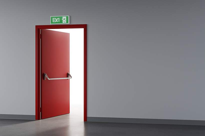 Binance Bitcoin Stockpile Shrinks Amid Market Turmoil