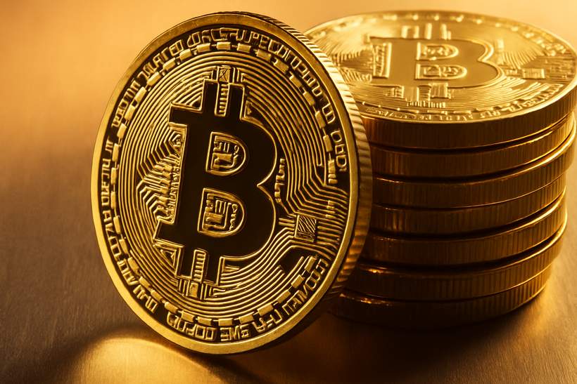 Bitcoin Holds Steady After a Weekend Rollercoaster Ride