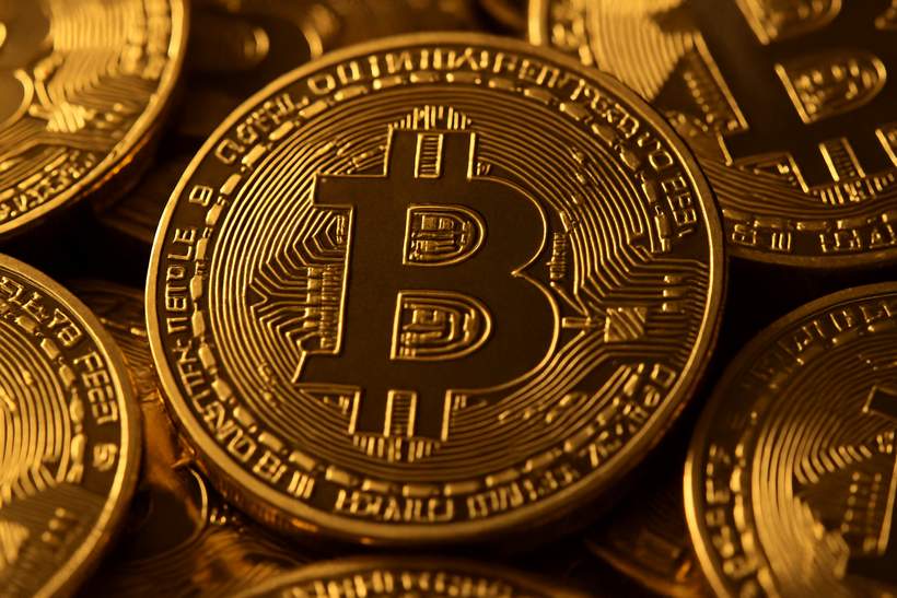 Bitcoin’s Wild Ride: From $62K Dip to $70K Party!