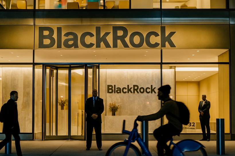 BlackRock Bitcoin Fund Hits ‘Absurd’ Growth, Eyes $100B AUM