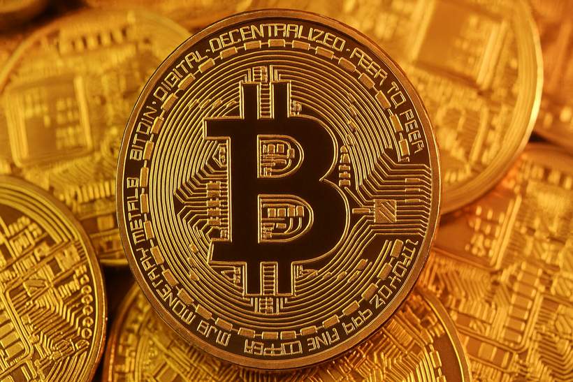 Crypto Markets in a Funk: What the Experts Are Saying!