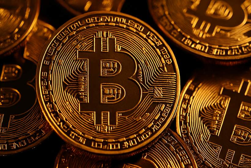 Crypto Rollercoaster: The Bitcoin and Ethereum Ride! 🎢