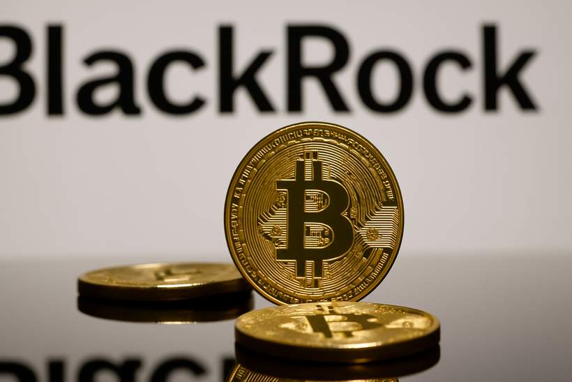 Investors Pull a Jaw-Dropping $523 Million from BlackRock's Bitcoin ETF!